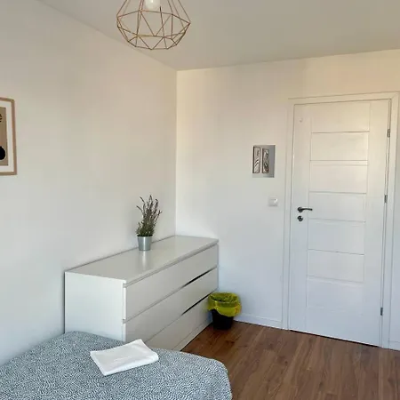 Gasthuis Halby Grzybowska 5 *